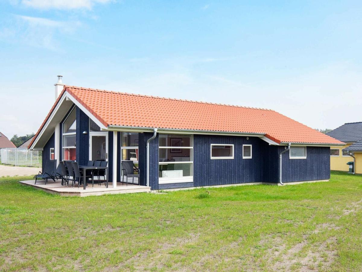 8 Person Holiday Home In Gro Enbrode Großenbrode Exterior foto