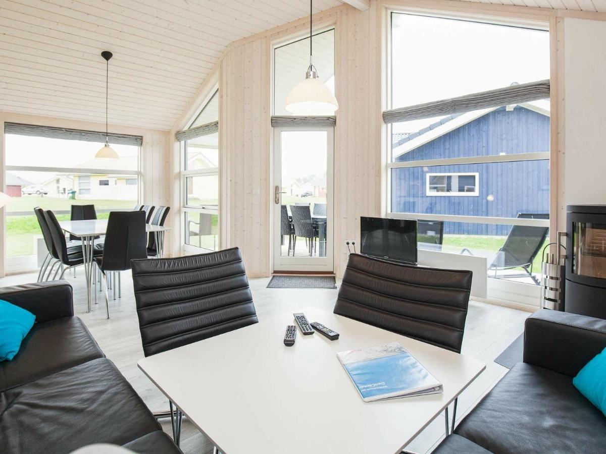 8 Person Holiday Home In Gro Enbrode Großenbrode Exterior foto